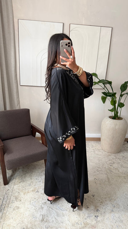 Robe caftan brodé EZAYA I Noir