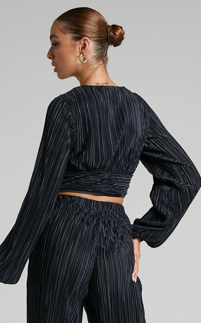 Jondra Blouse - Ruched Front Long Sleeve Plisse Blouse in Black
