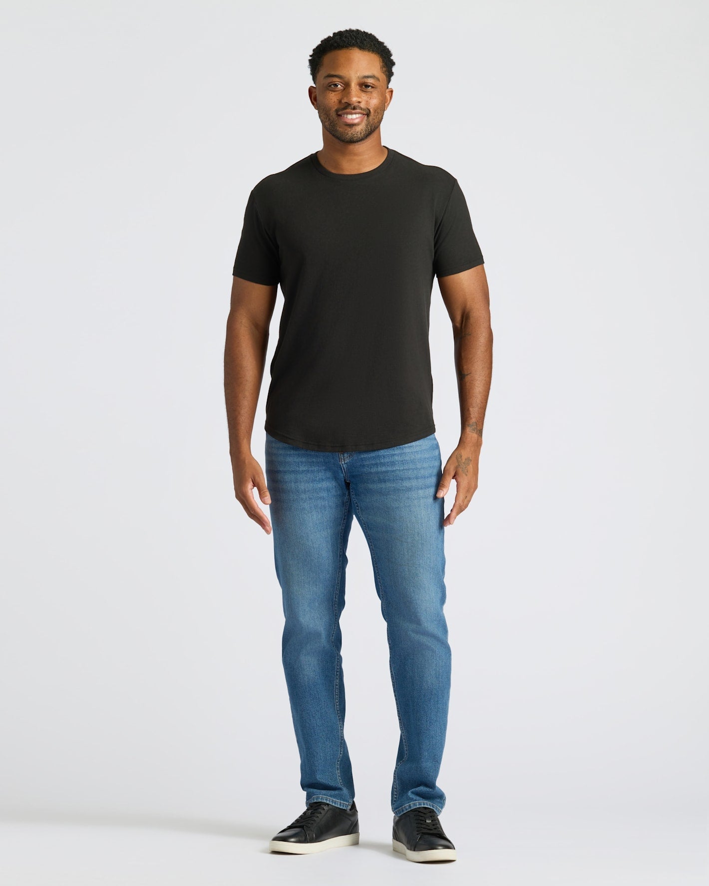 All Black Curved Hem Classic Crew Neck 10-Pack