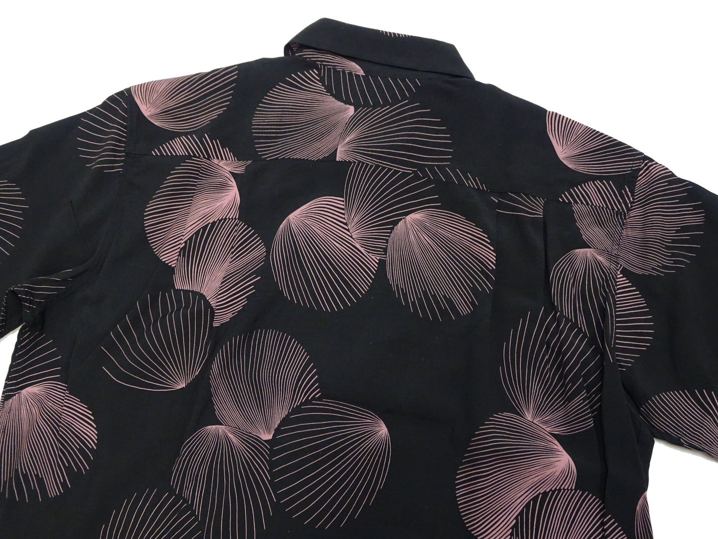 Duke Kahanamoku Hawaiian Shirt Men's 1950s Duke's Shell Reproduction Short-Sleeve Aloha Shirt DK39450 119 Black