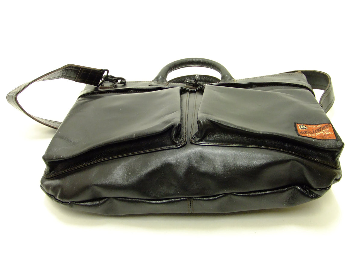 TOYS McCOY Men's Leather Shoulder Bag - U.S. Air Force Helmet Bag Style - TMA2418, 030 Black Horsehide x Nickel Zipper