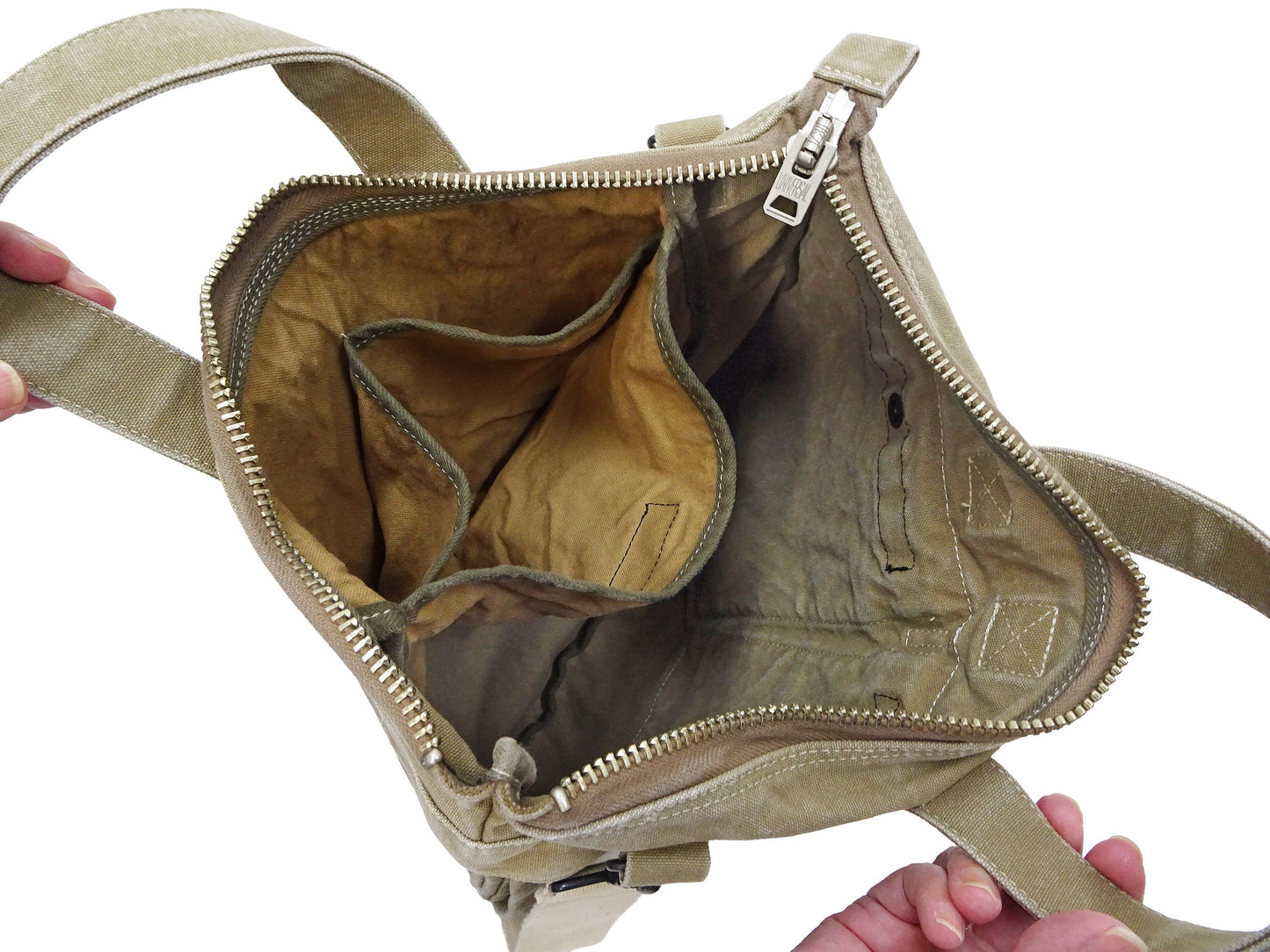 TOYS McCOY Men's Canvas Shoulder Bag - U.S. Air Force MIL-B-43290 Flight Helmet Bag Inspired - Made in Japan (TMA2528 041 Khaki)