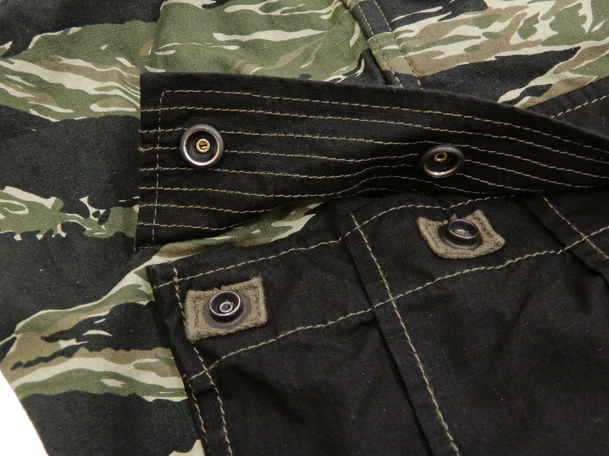 TOYS McCOY Men's Military Cargo Shorts Tiger Stripe Camouflage Pattern TMP1902